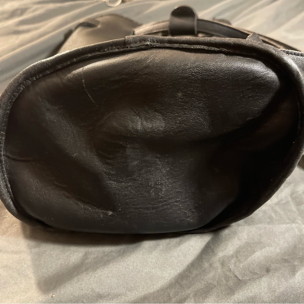 COACH 9992 Vintage Drawstring Turnlock Leather Backpack Black Old Coach USA - Picture 3 of 4